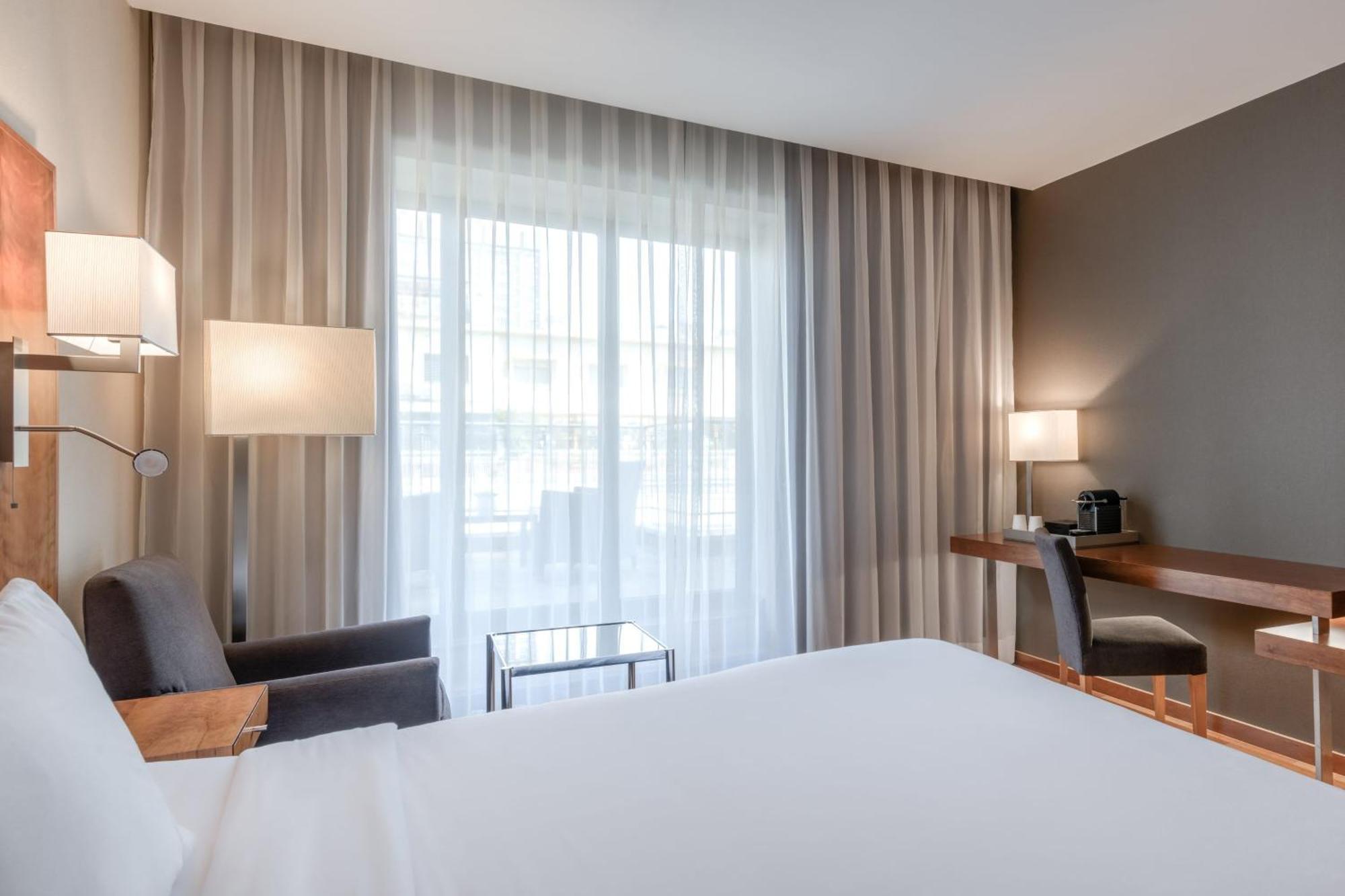 Ac Hotel Aitana By Marriott Мадрид Екстериор снимка