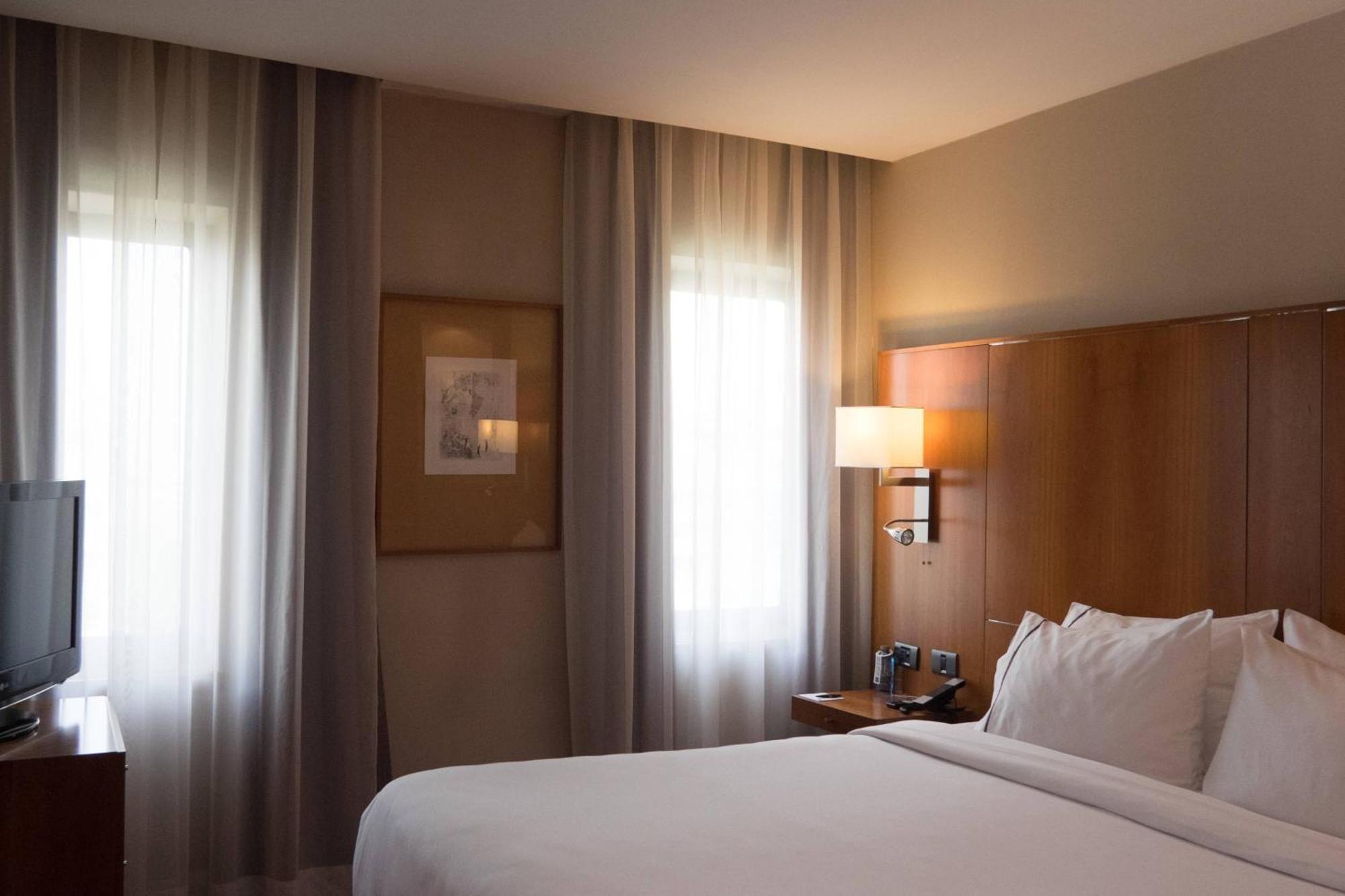 Ac Hotel Aitana By Marriott Мадрид Екстериор снимка