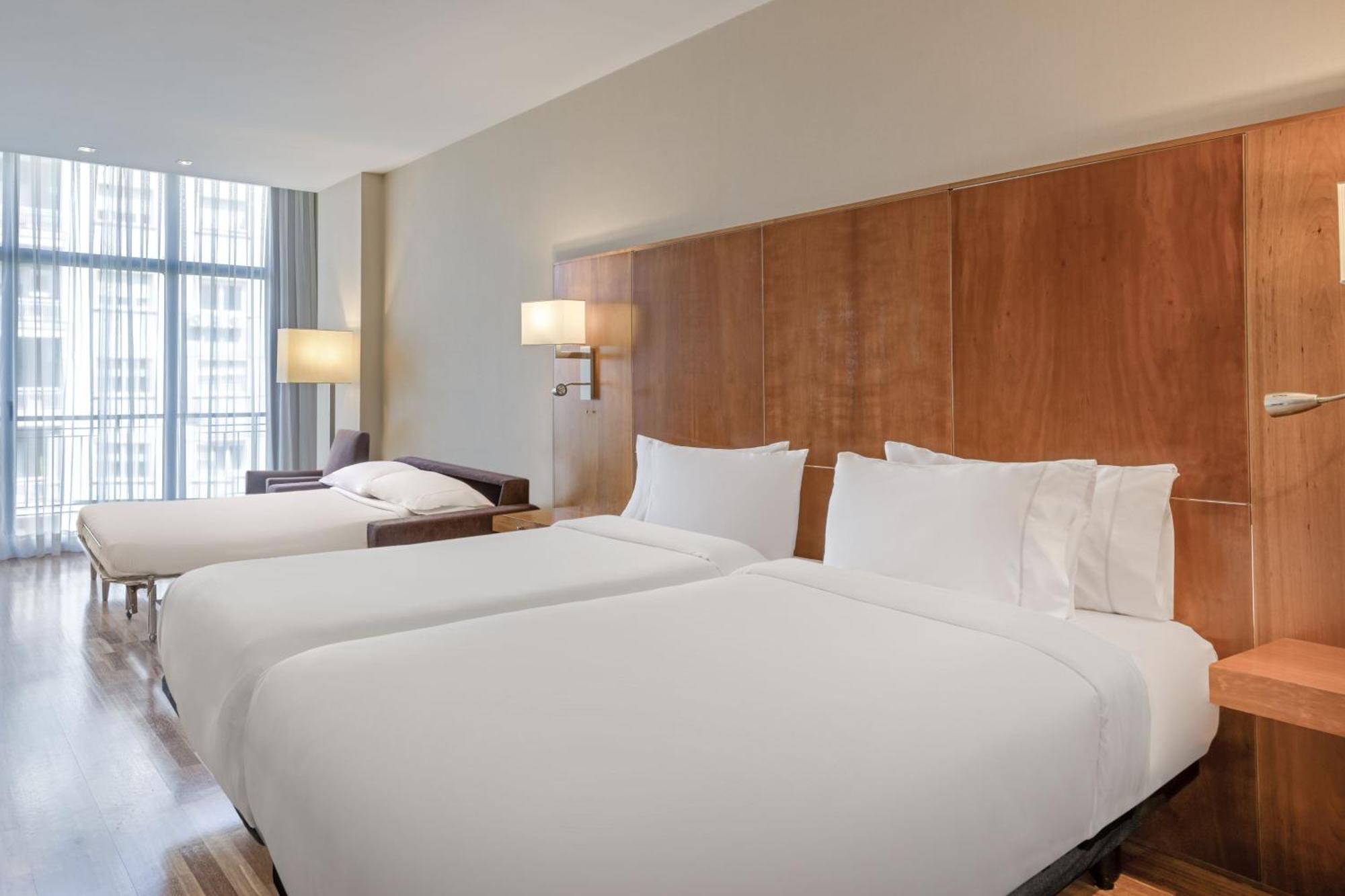 Ac Hotel Aitana By Marriott Мадрид Екстериор снимка