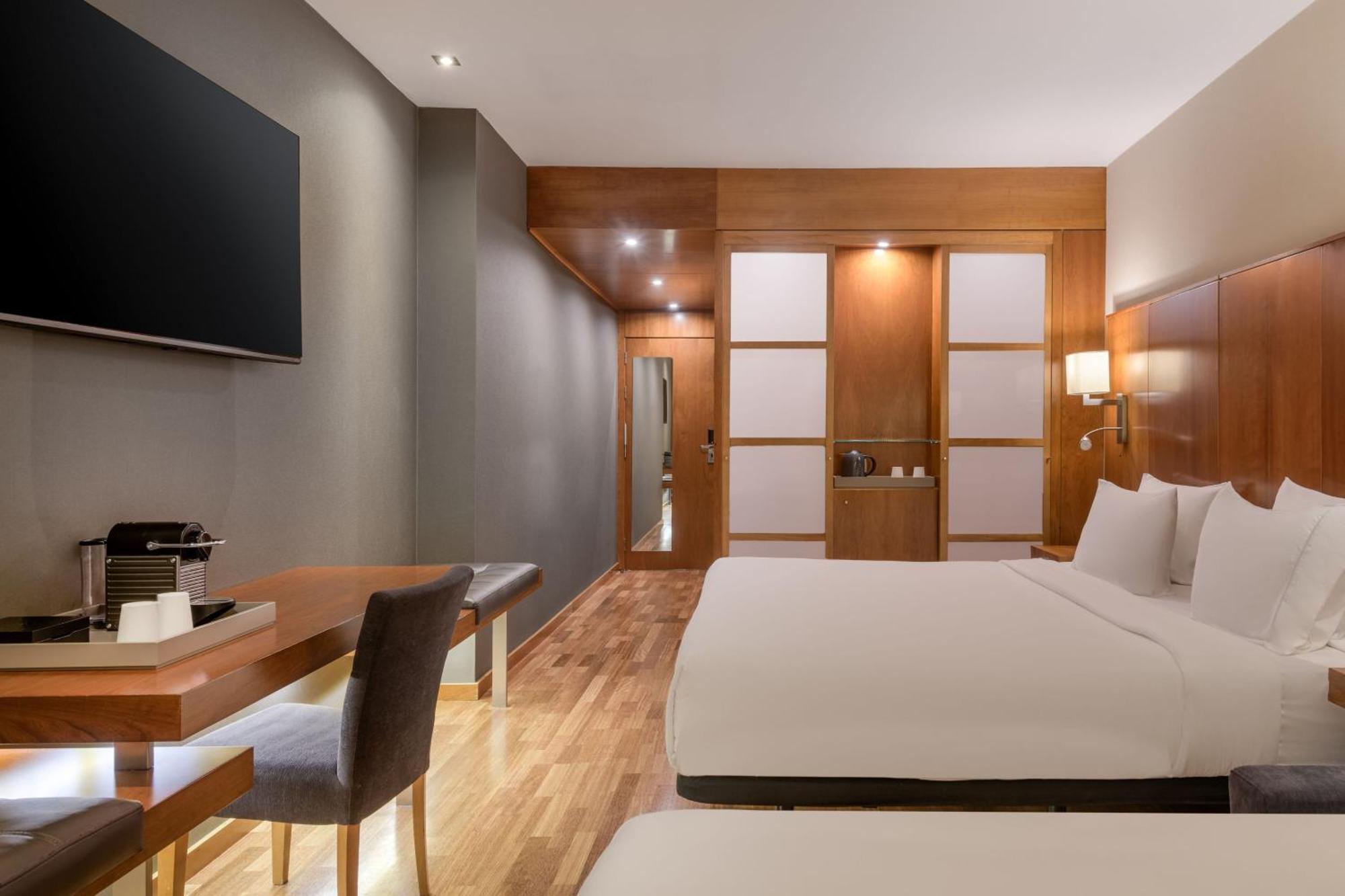 Ac Hotel Aitana By Marriott Мадрид Екстериор снимка