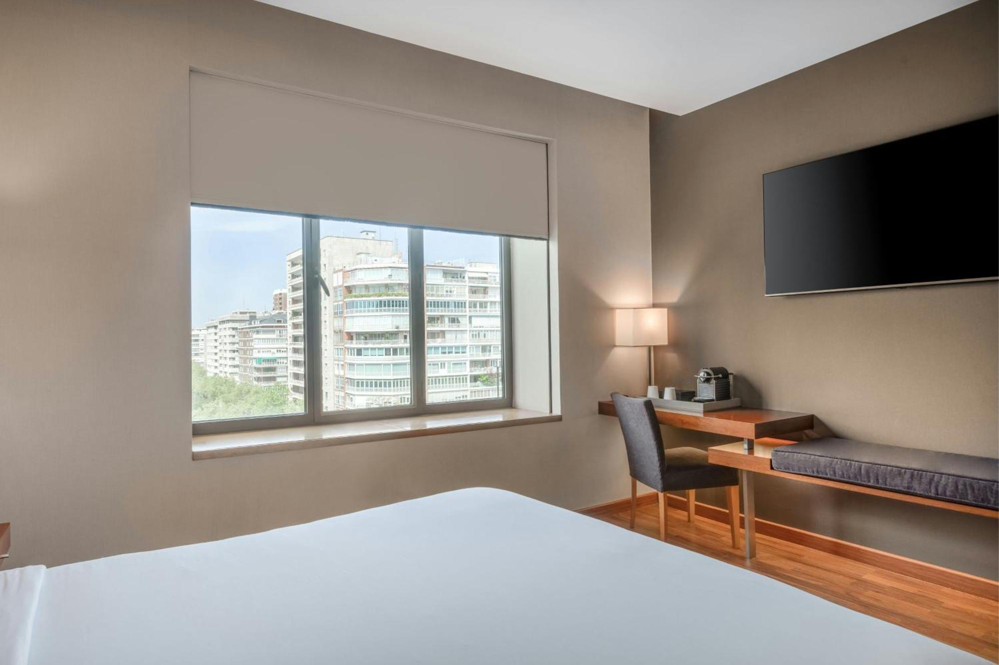 Ac Hotel Aitana By Marriott Мадрид Екстериор снимка